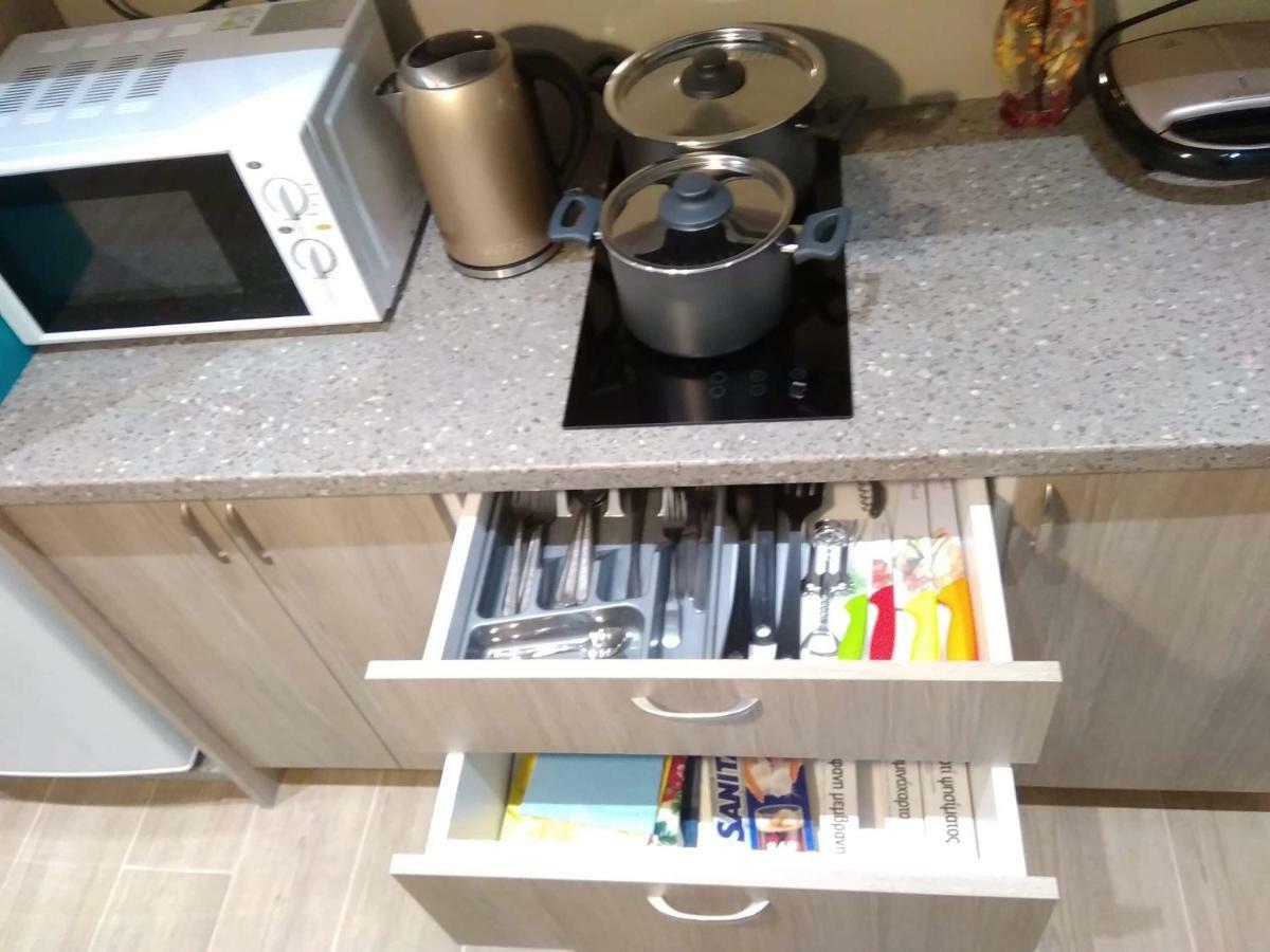 Comfortable Apartment In The Center Of Атина Екстериор снимка