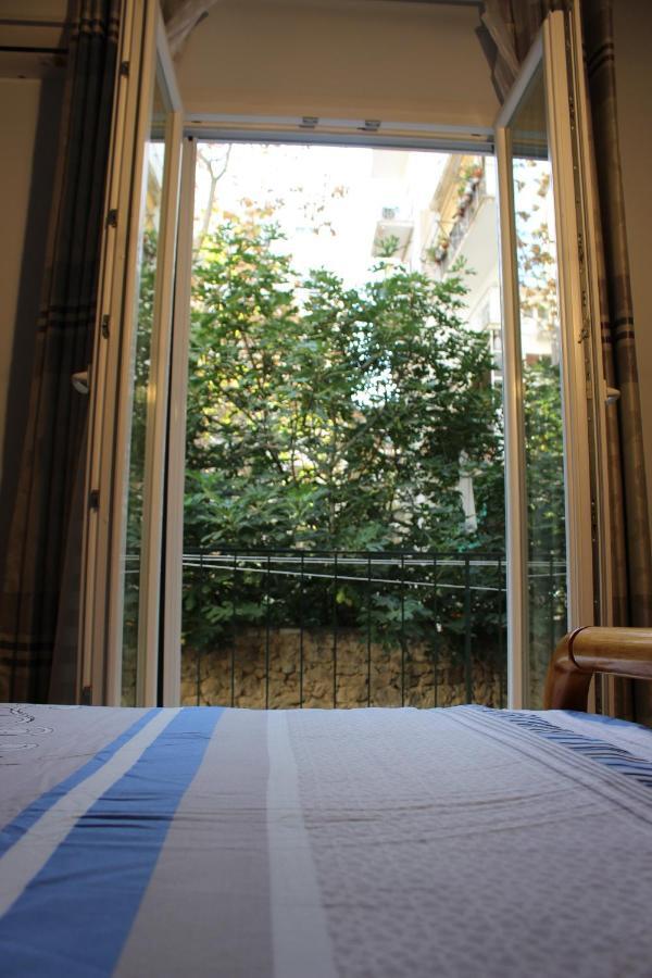 Comfortable Apartment In The Center Of Атина Екстериор снимка